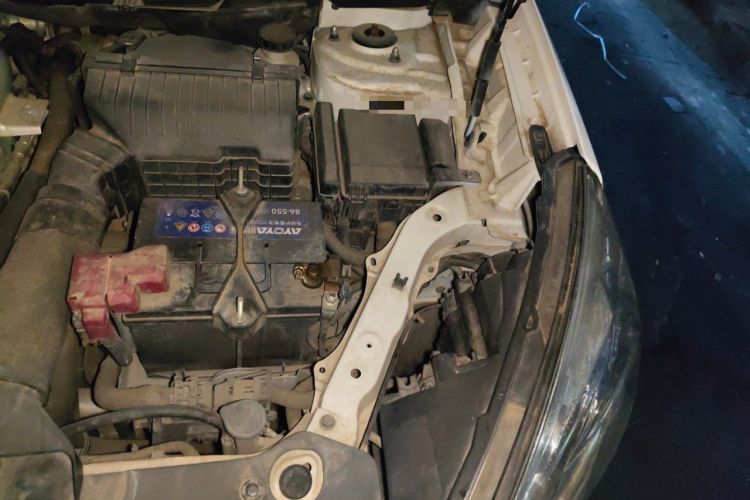Used Luxgen U6 SUV 2017 1.8T Fashion-Upgraded Model Engine Bay Left