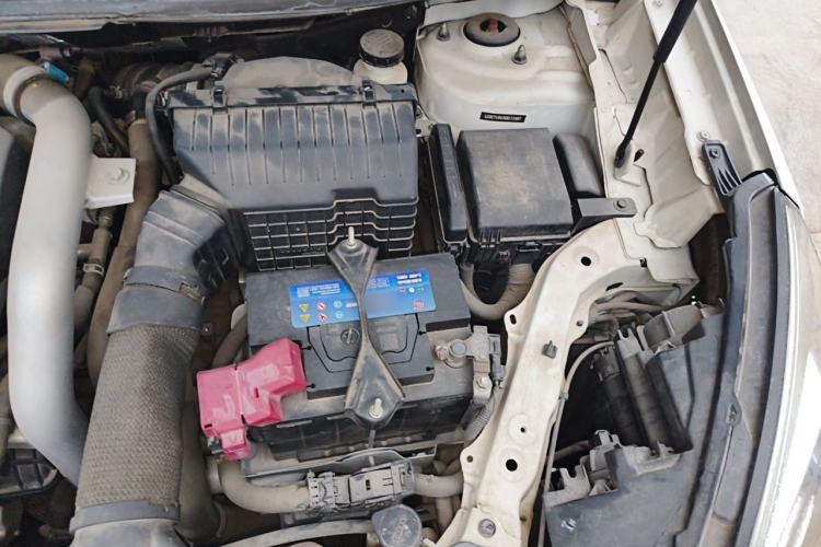 Used Luxgen U6 SUV 2017 1.8T Fashion-Upgraded Model Engine Bay Left
