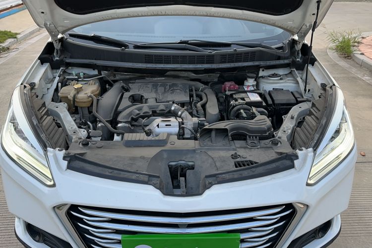 Used Luxgen U6 SUV 2017 Revised Version 1.6T Fashion Edition Engine Bay