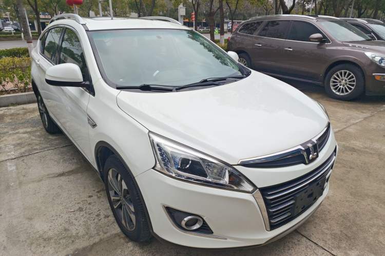 Used Luxgen U6 SUV 2017 1.8T Enhanced Charm Edition Exterior 1