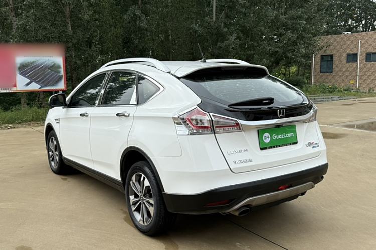 Used Luxgen U6 SUV 2017 1.8T Enhanced Charm Edition Exterior 3