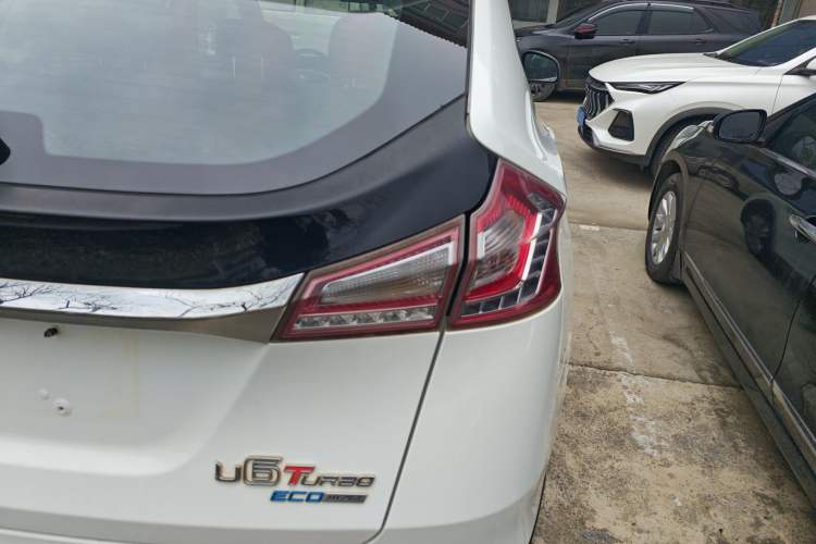 Used Luxgen U6 SUV 2017 1.8T Enhanced Charm Edition Exterior 3