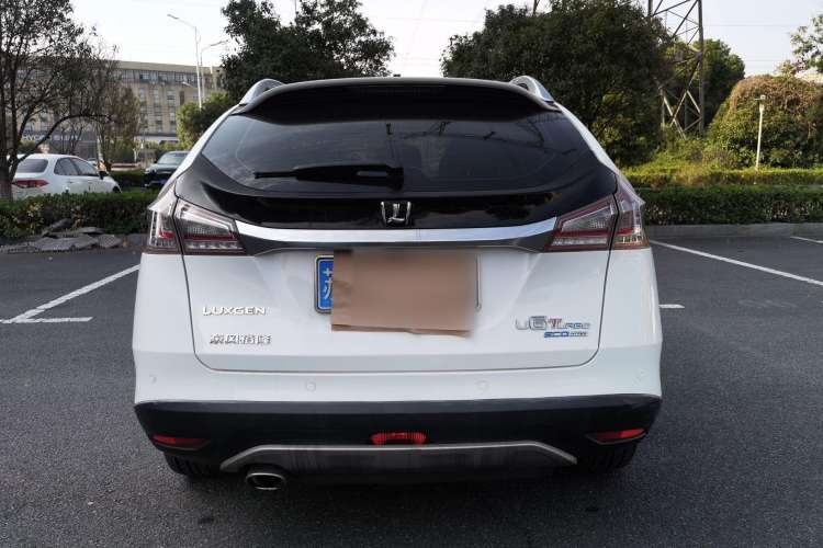 Used Luxgen U6 SUV 2017 1.8T Enhanced Charm Edition Exterior 4