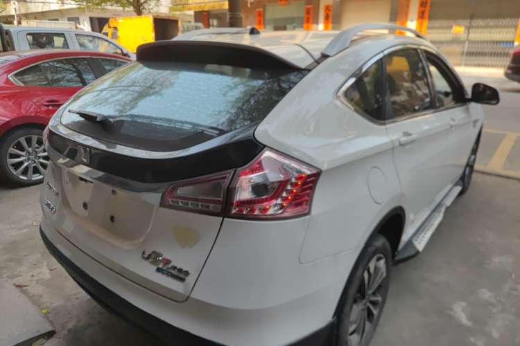 Used Luxgen U6 SUV 2017 1.8T Tech Value Model Exterior 5