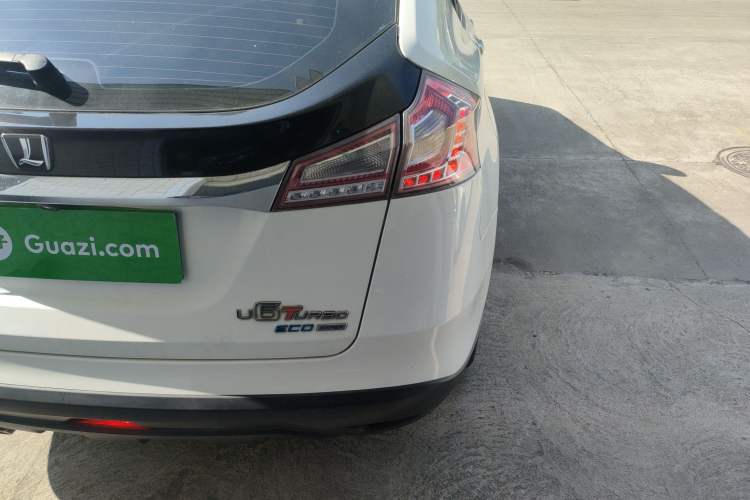 Used Luxgen U6 SUV 2017 1.8T Tech Value Model Exterior 6