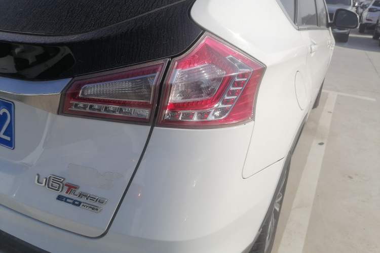 Used Luxgen U6 SUV 2017 1.8T Enhanced Charm Edition Exterior 6