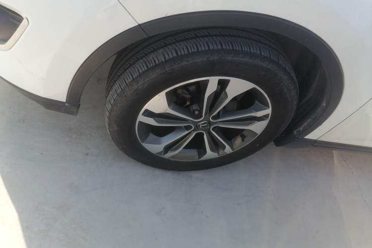 Used Luxgen U6 SUV 2017 1.8T Enhanced Charm Edition Exterior 7