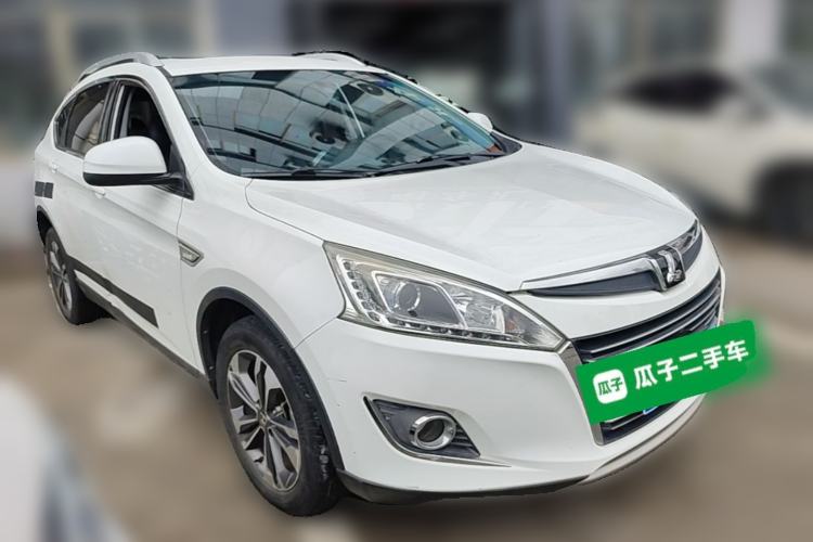 Used Luxgen U6 SUV 2017 1.8T Fashion-Upgraded Model Front Right 45 Deg