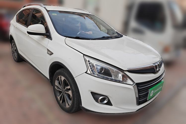 Used Luxgen U6 SUV 2017 1.8T Tech Value Model Front Right 45 Deg