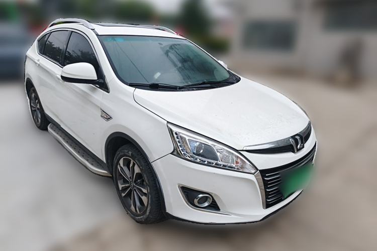 Used Luxgen U6 SUV 2017 1.8T Fashion-Upgraded Model Front Right 45 Deg
