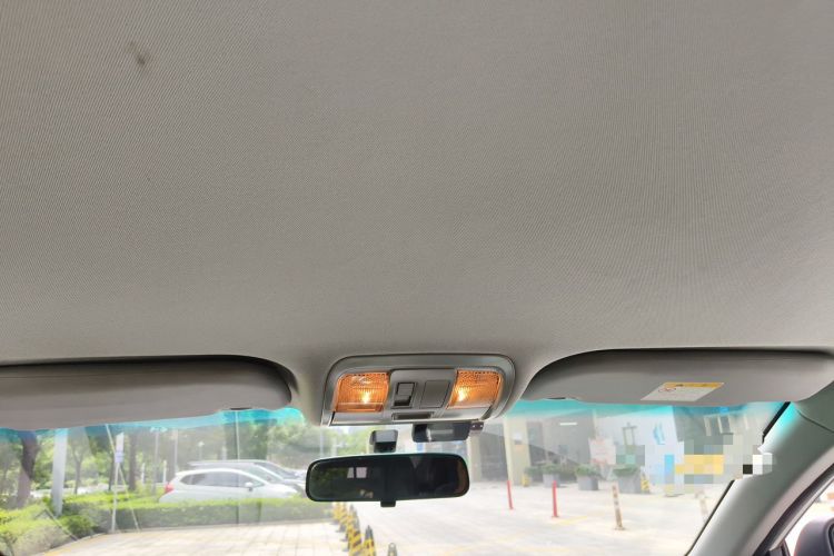 Used Luxgen U6 SUV 2017 1.8T Tech Value Model Headliner
