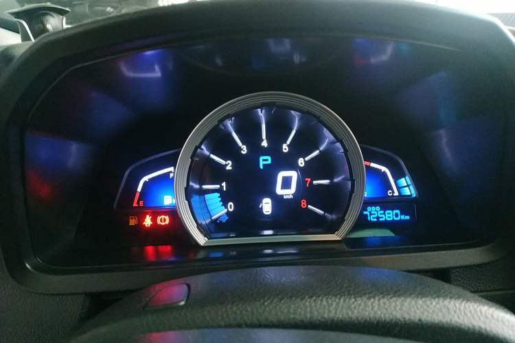 Used Luxgen U6 SUV 2017 1.8T Tech Value Model Instrument Cluster