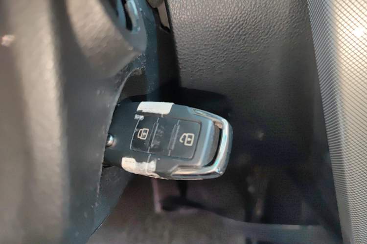 Used Luxgen U6 SUV 2017 1.8T Tech Value Model Interior 1