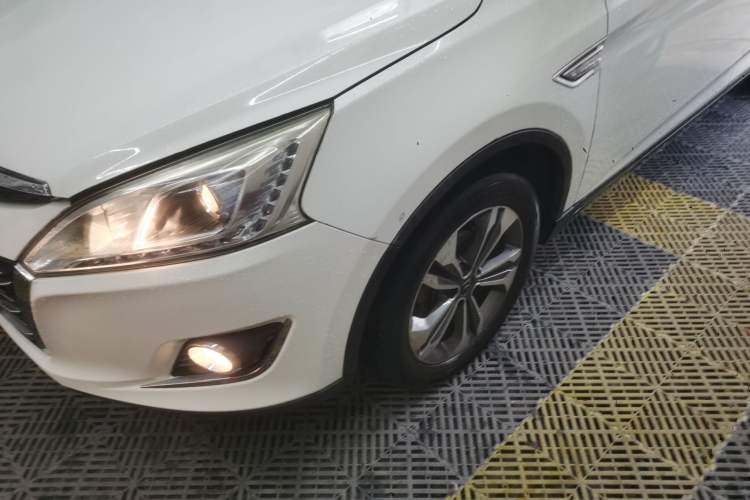 Used Luxgen U6 SUV 2017 1.8T Enhanced Charm Edition Left Front Headlight
