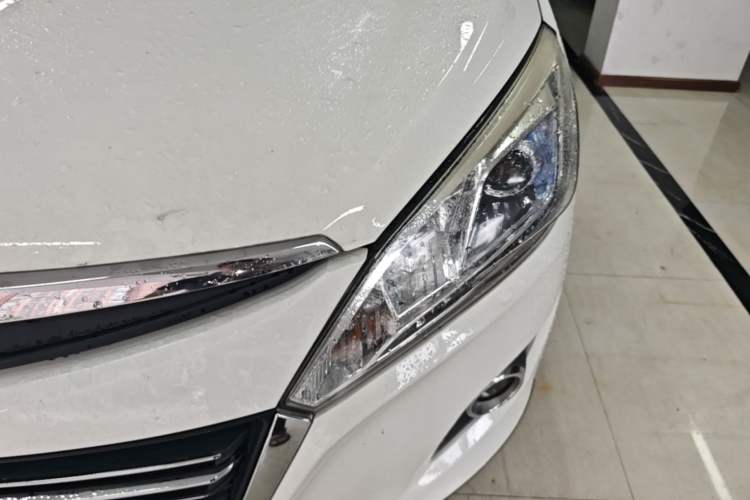 Used Luxgen U6 SUV 2017 1.8T Tech Value Model Left Front Headlight