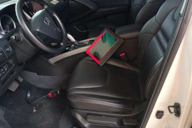 Used Luxgen U6 SUV 2017 1.8T Tech Value Model Left Front Seat