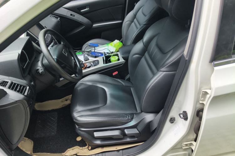 Used Luxgen U6 SUV 2017 1.8T Tech Value Model Left Front Seat