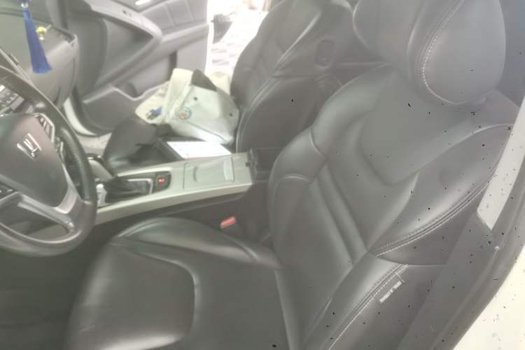 Used Luxgen U6 SUV 2017 1.8T Enhanced Charm Edition Left Front Seat