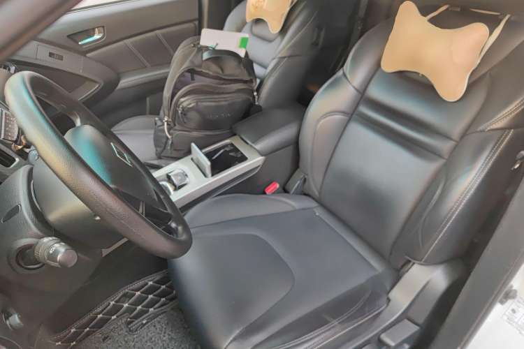 Used Luxgen U6 SUV 2017 1.8T Tech Value Model Left Front Seat
