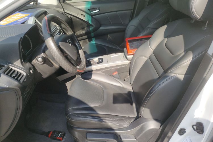 Used Luxgen U6 SUV 2017 1.8T Tech Value Model Left Front Seat