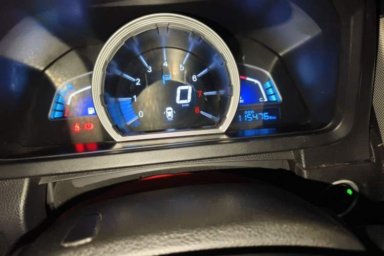 Used Luxgen U6 SUV 2017 1.8T Fashion-Upgraded Model Odometer Close Up