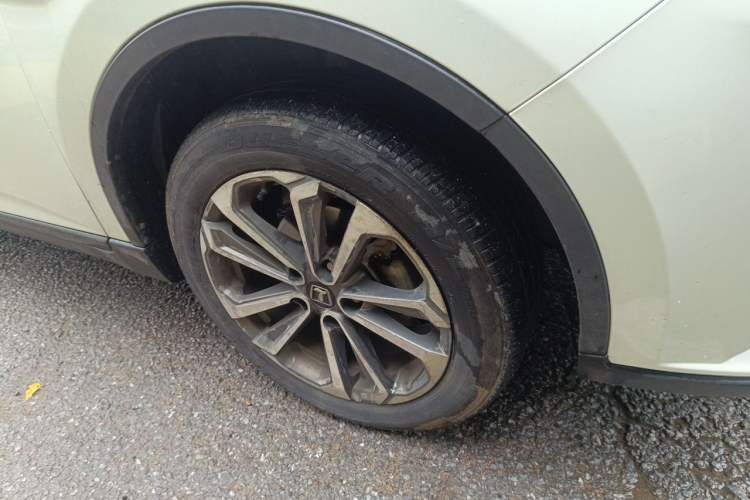Used Luxgen U6 SUV 2017 Revised Version 1.6T New Innovation Type Right Front Wheel Hub