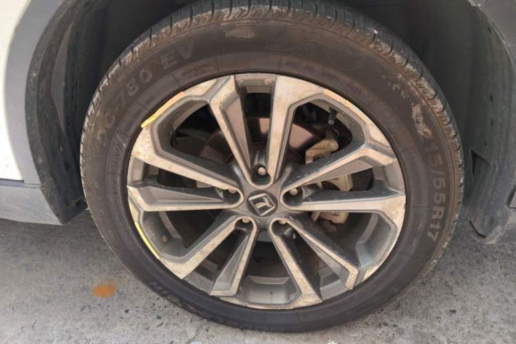 Used Luxgen U6 SUV 2017 Revised Version 1.6T Fashion Edition Right Front Wheel Hub