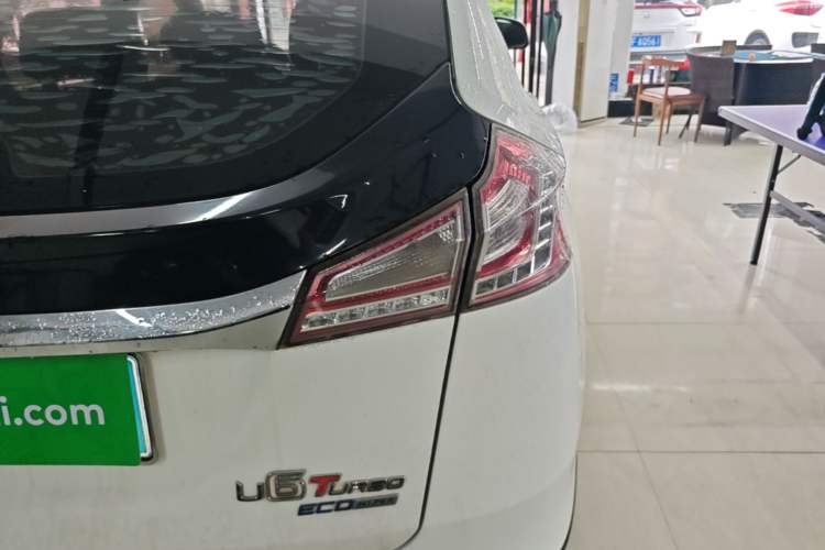 Used Luxgen U6 SUV 2017 1.8T Tech Value Model Right Rear Taillight