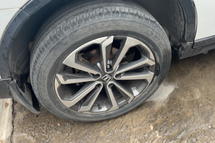 Used Luxgen U6 SUV 2017 Revised Version 1.6T Fashion Edition Right Rear Wheel Hub
