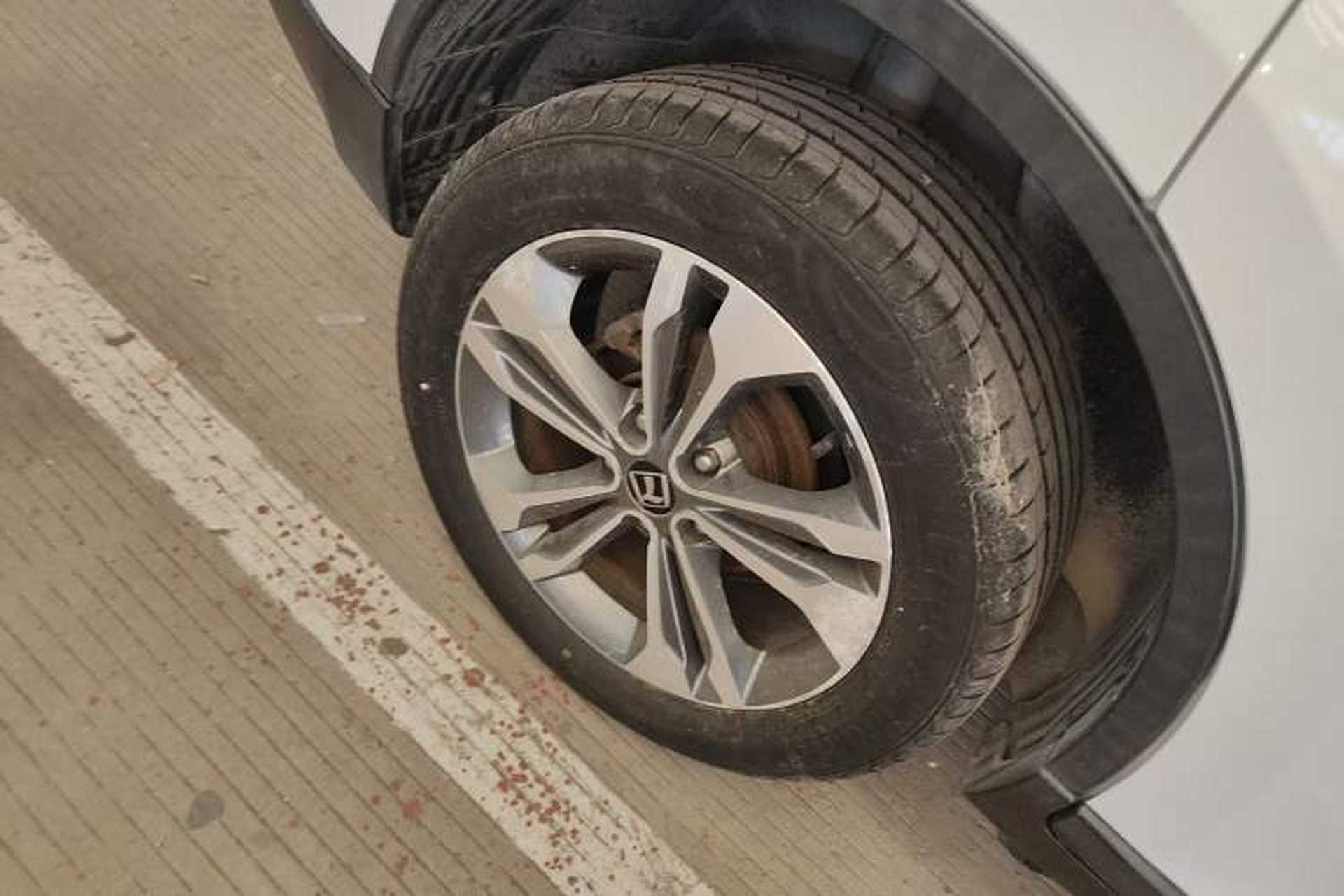 Used Luxgen U6 SUV 2017 1.8T Enhanced Charm Edition Right Rear Wheel Hub
