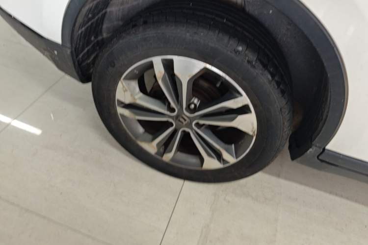 Used Luxgen U6 SUV 2017 1.8T Tech Value Model Right Rear Wheel Hub