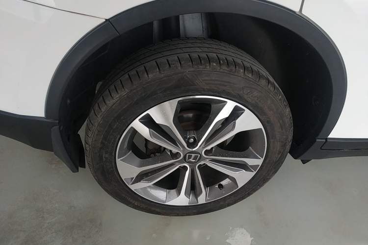 Used Luxgen U6 SUV 2017 1.8T Tech Value Model Right Rear Wheel Hub