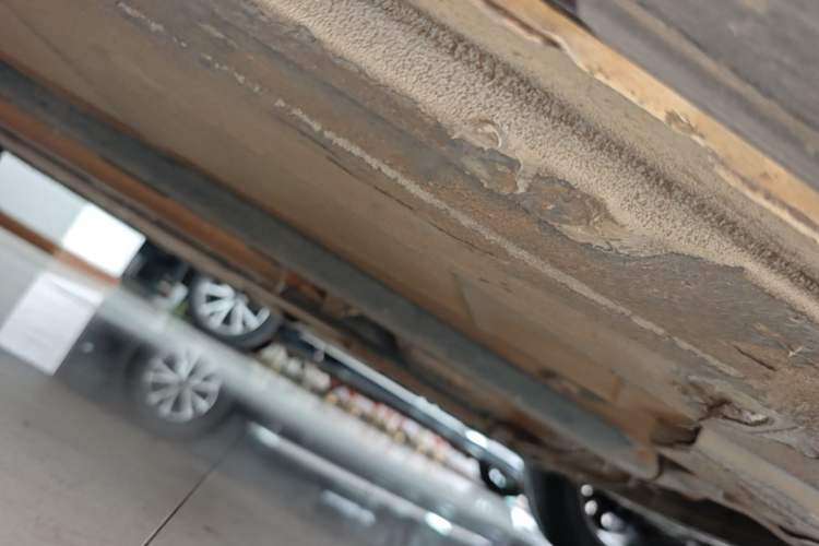 Used Luxgen U6 SUV 2017 1.8T Tech Value Model Right Side Sill