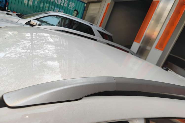 Used Luxgen U6 SUV 2017 1.8T Tech Value Model Roof
