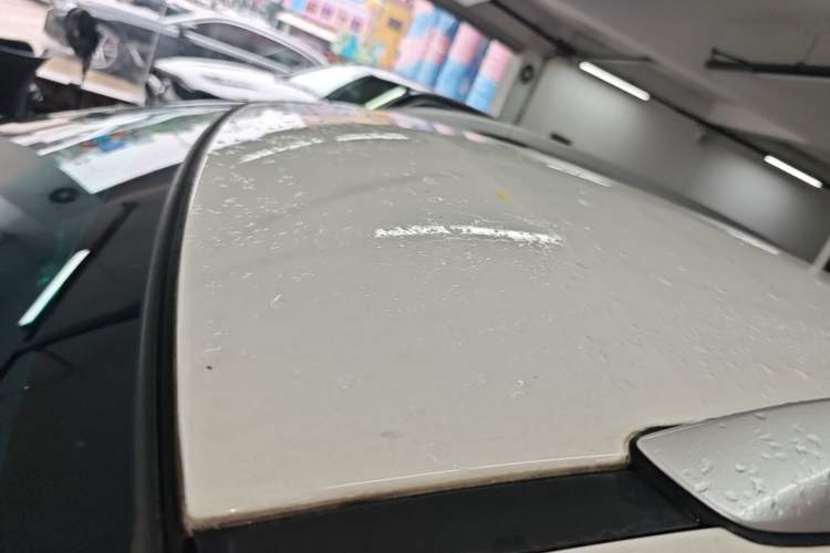 Used Luxgen U6 SUV 2017 1.8T Tech Value Model Roof