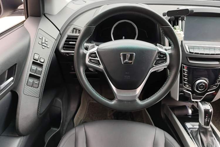 Used Luxgen U6 SUV 2017 1.8T Fashion-Upgraded Model Steering Wheel