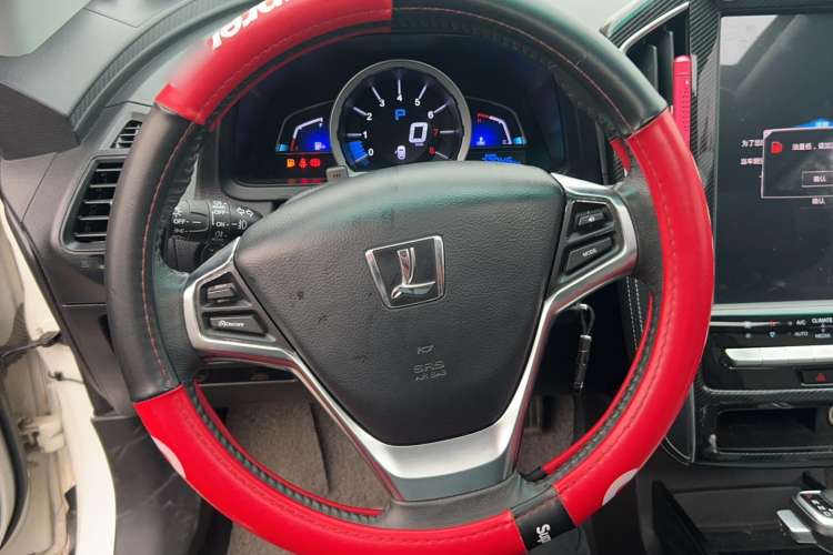 Used Luxgen U6 SUV 2017 Revised Version 1.6T Fashion Edition Steering Wheel