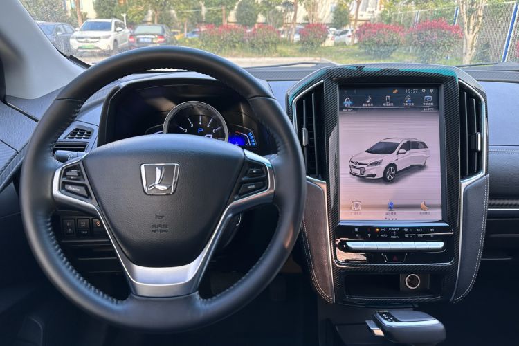 Used Luxgen U6 SUV 2017 Revised Version 1.6T Fashion Edition Steering Wheel