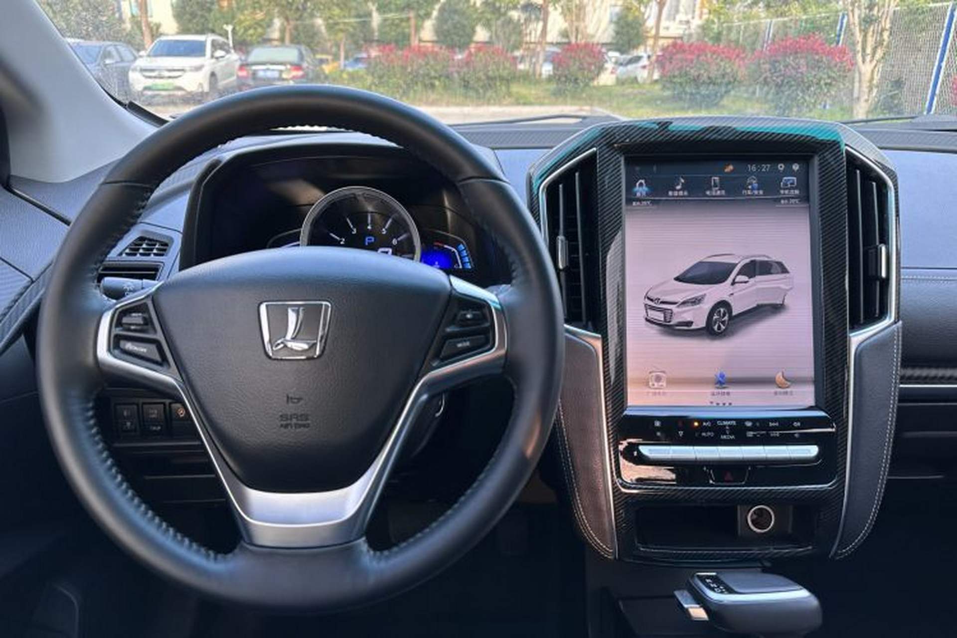 Used Luxgen U6 SUV 2017 Revised Version 1.6T Fashion Edition Steering Wheel