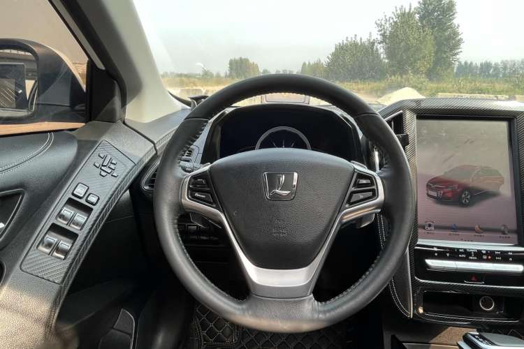 Used Luxgen U6 SUV 2017 1.8T ZhiZun Model Steering Wheel
