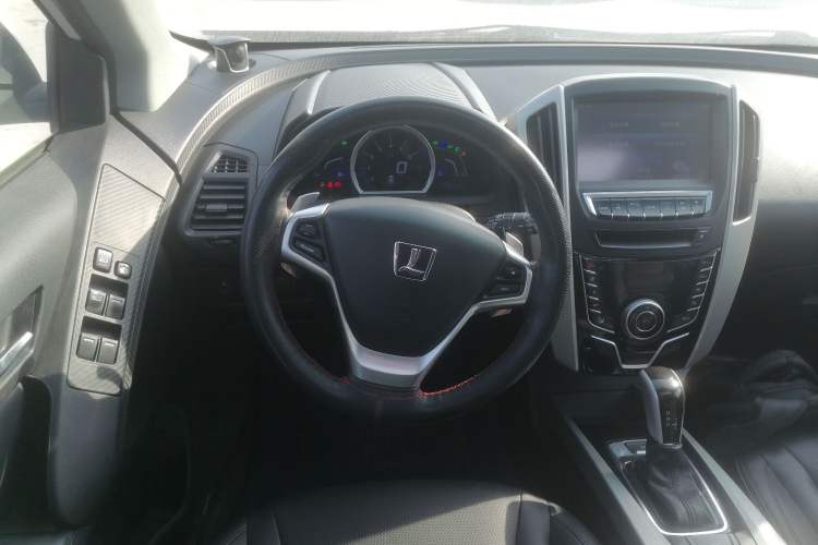 Used Luxgen U6 SUV 2017 1.8T Enhanced Charm Edition Steering Wheel