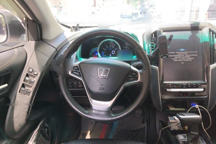 Used Luxgen U6 SUV 2017 Revised Version 1.6T Fashion Edition Steering Wheel