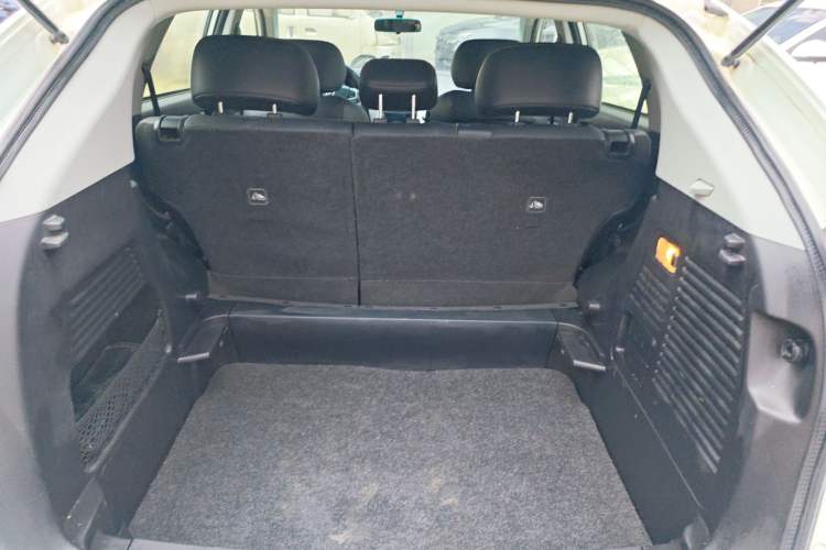 Used Luxgen U6 SUV 2017 1.8T Enhanced Charm Edition Trunk