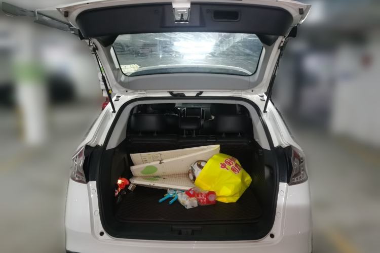 Used Luxgen U6 SUV 2017 1.8T Tech Value Model Trunk