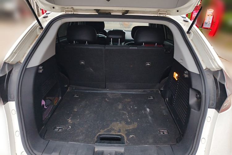 Used Luxgen U6 SUV 2017 1.8T Fashion-Upgraded Model Trunk