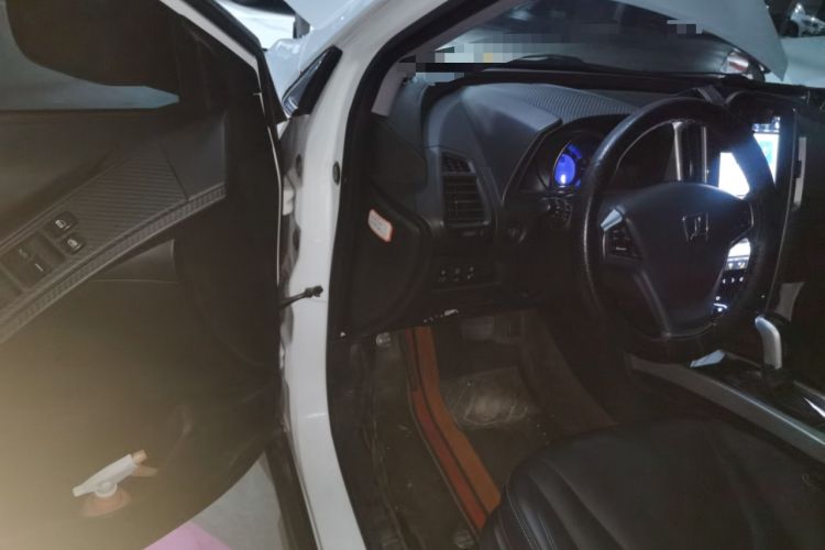 Used Luxgen U6 SUV 2018 1.8T Classic Sunroof Edition Driver Seat