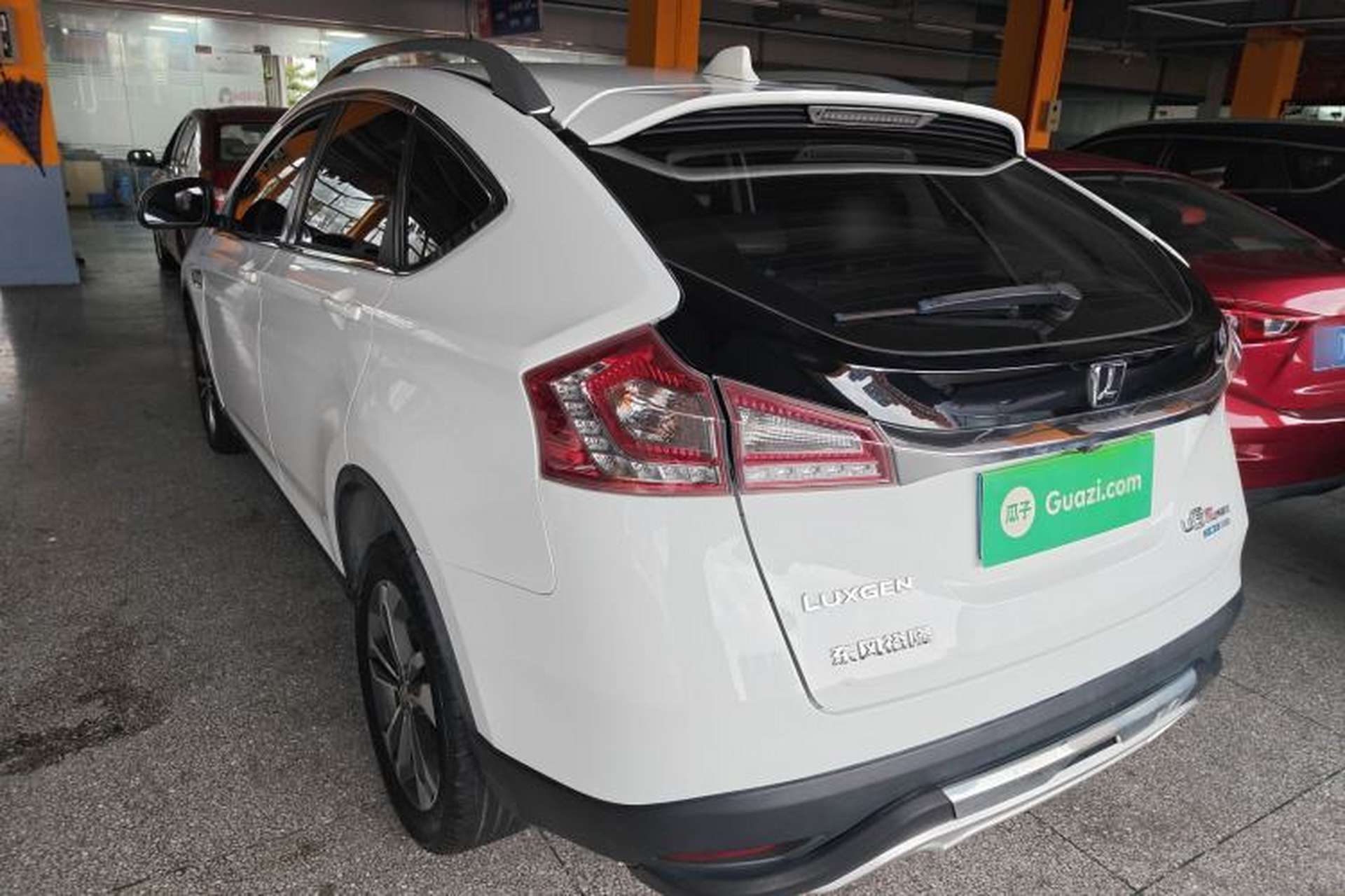 Used Luxgen U6 SUV 2018 1.8T Classic Sunroof Edition Exterior 2