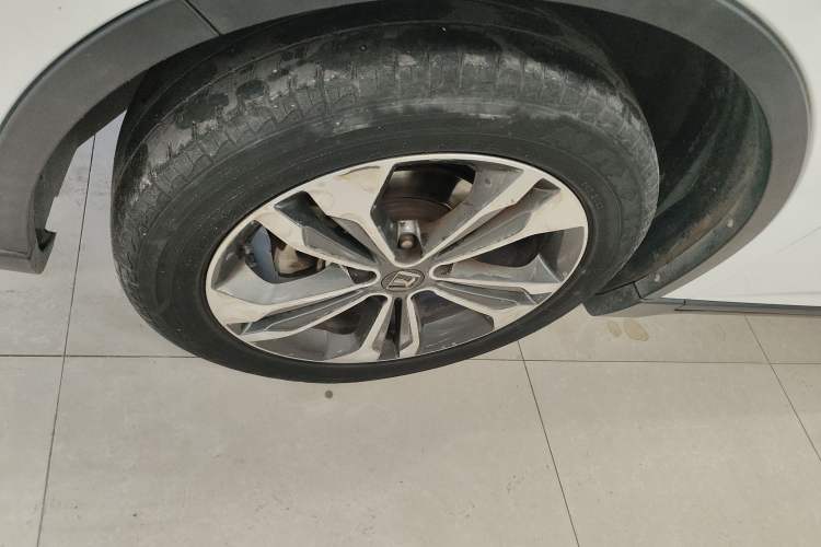Used Luxgen U6 SUV 2018 1.8T Classic Comfort Edition Exterior 4