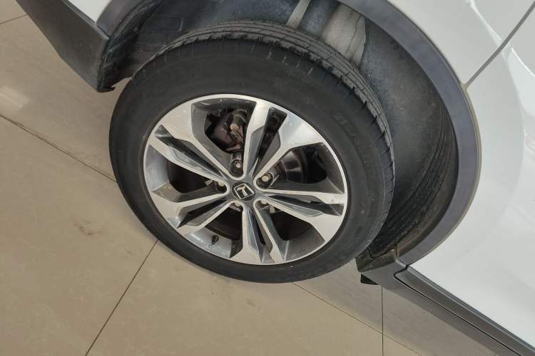 Used Luxgen U6 SUV 2018 1.8T Classic Comfort Edition Exterior 5