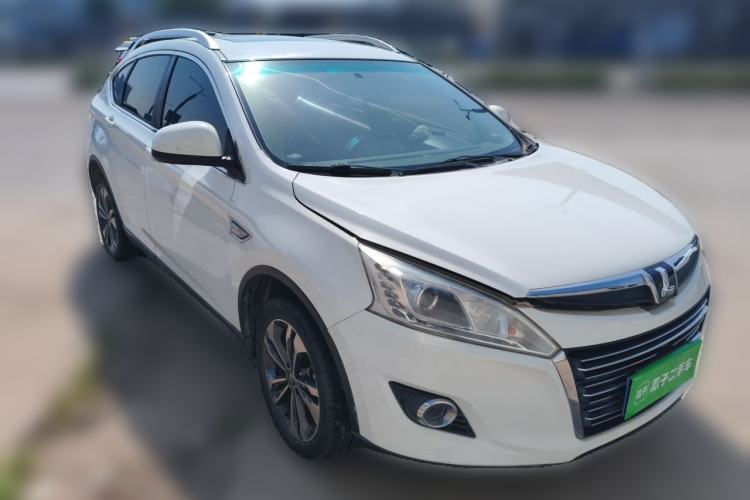 Used Luxgen U6 SUV 2018 1.8T Classic Sunroof Edition Front Right 45 Deg